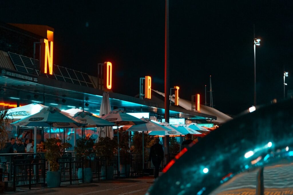 découvrez les défis urbains actuels et explorez des solutions innovantes pour améliorer la qualité de vie dans nos villes en pleine expansion.