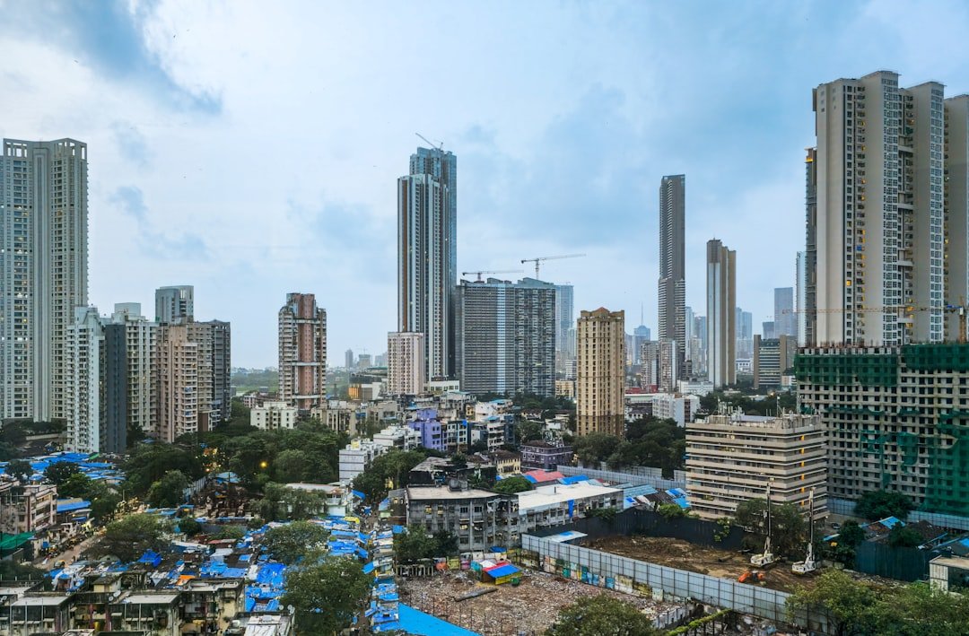 découvrez les enjeux urbains majeurs et les solutions innovantes pour créer des villes durables, intelligentes et inclusives face aux défis actuels.